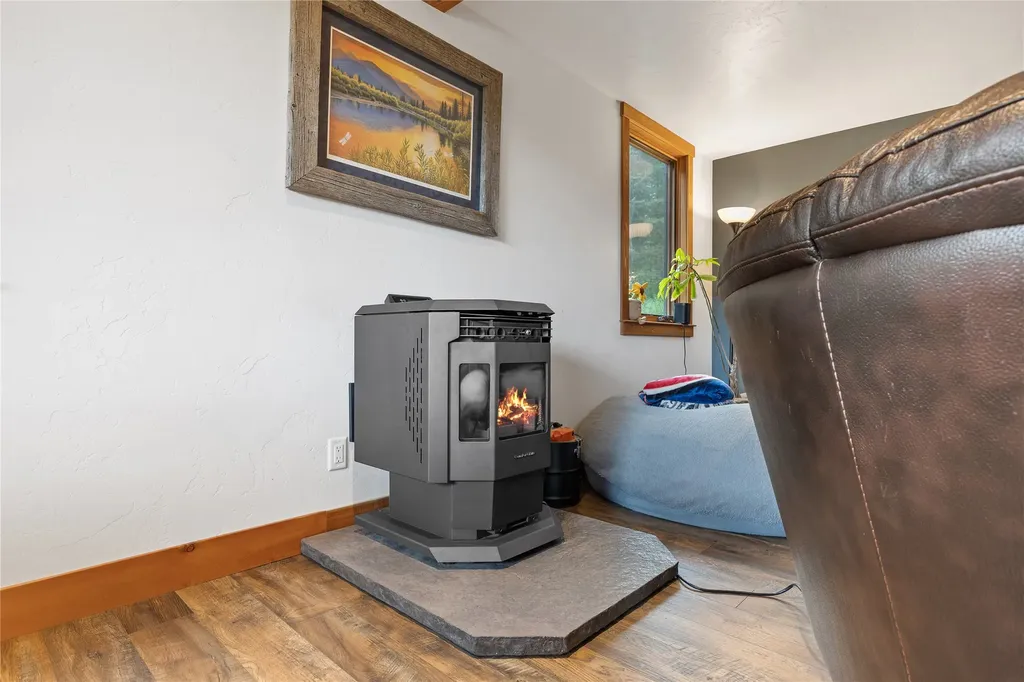 158 Mccaffery Lookout Trail Bigfork MT 59911