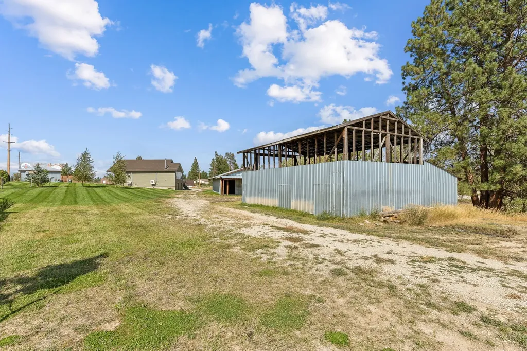 1774 Us Highway 93 N Victor MT 59875