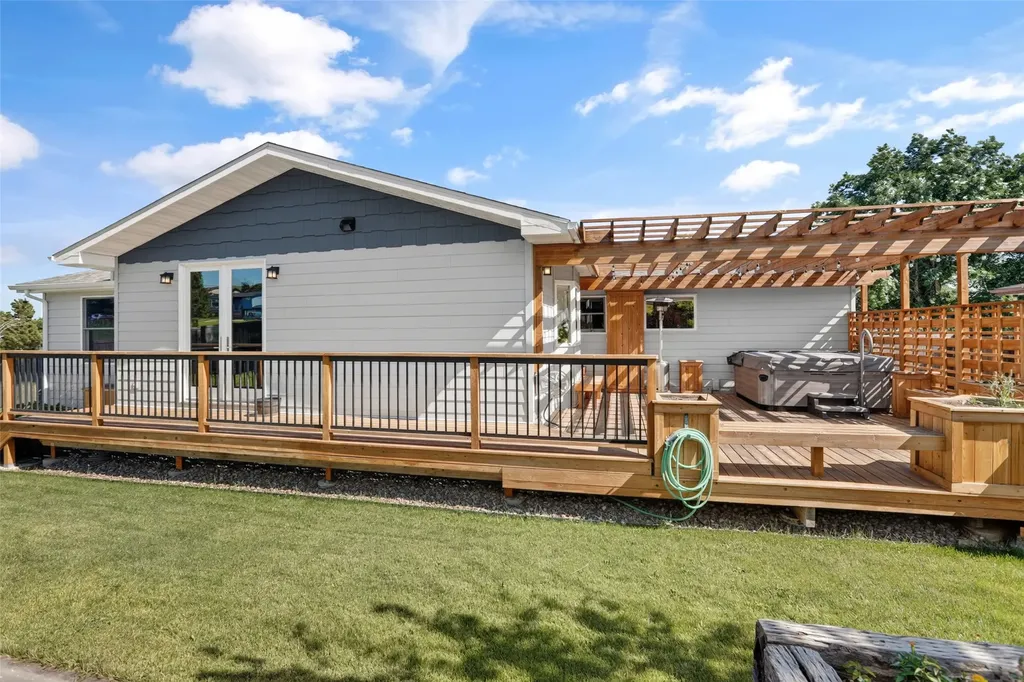 961 Avenue D NW Great Falls MT 59404