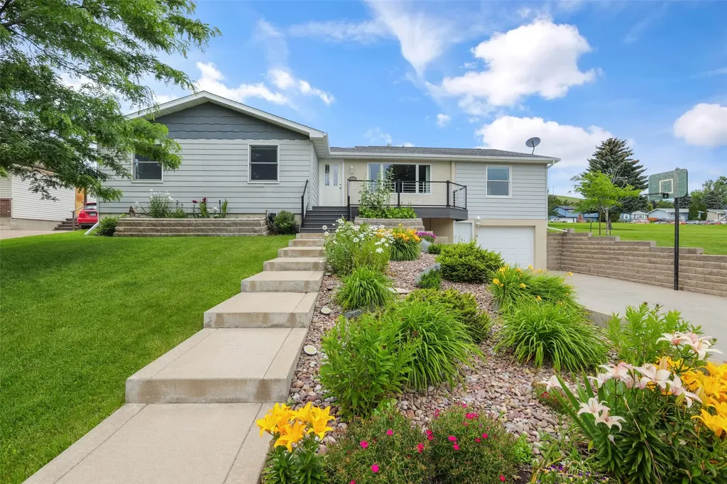961 Avenue D NW Great Falls MT 59404