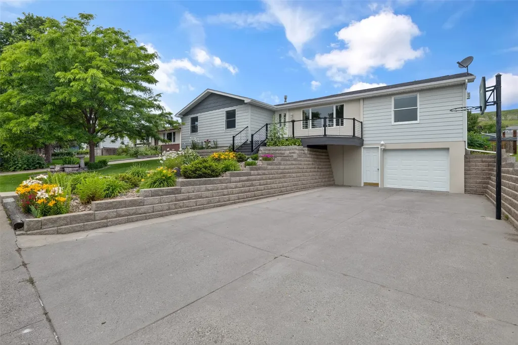 961 Avenue D NW Great Falls MT 59404