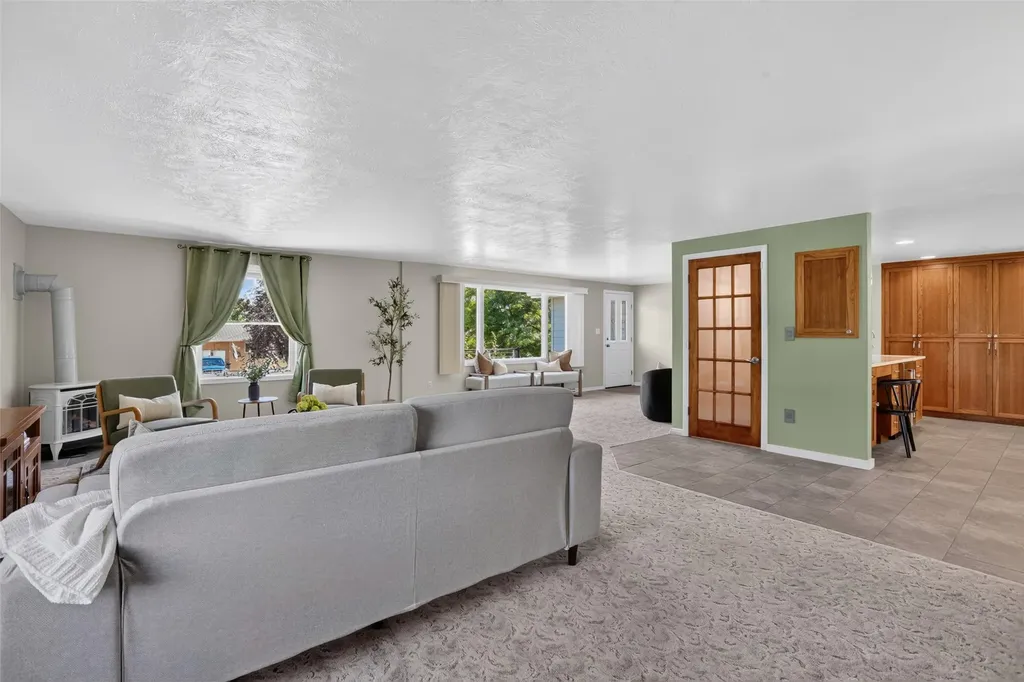 961 Avenue D NW Great Falls MT 59404