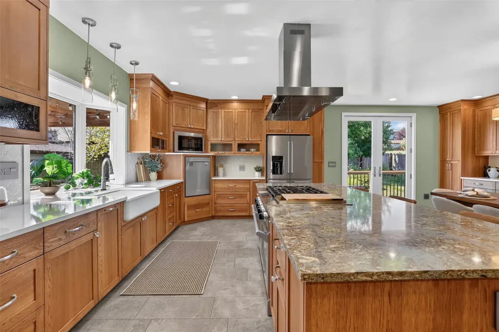 961 Avenue D NW Great Falls MT 59404