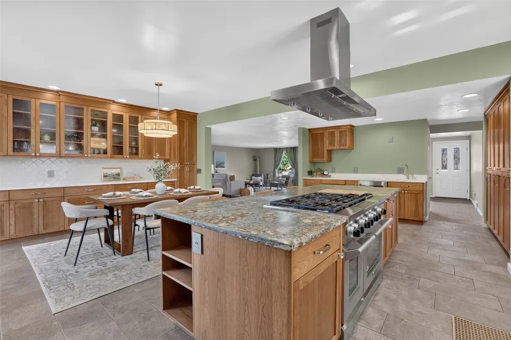 961 Avenue D NW Great Falls MT 59404