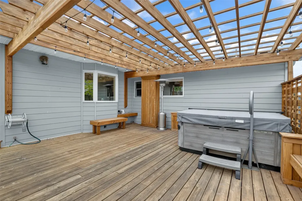 961 Avenue D NW Great Falls MT 59404