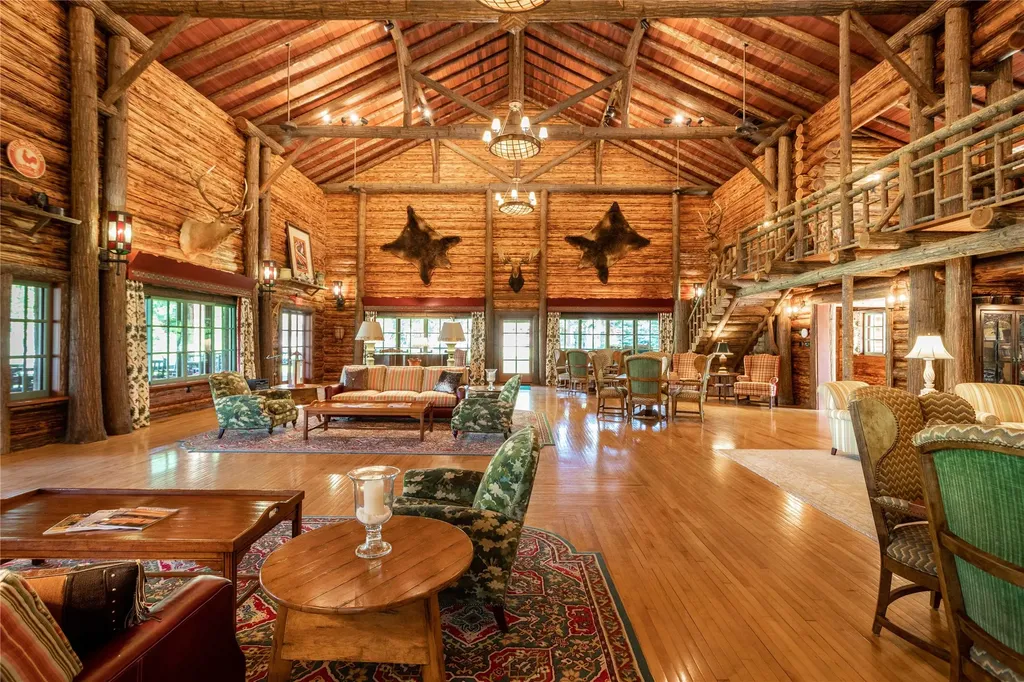 13544 River Run Loop Bigfork MT 59911