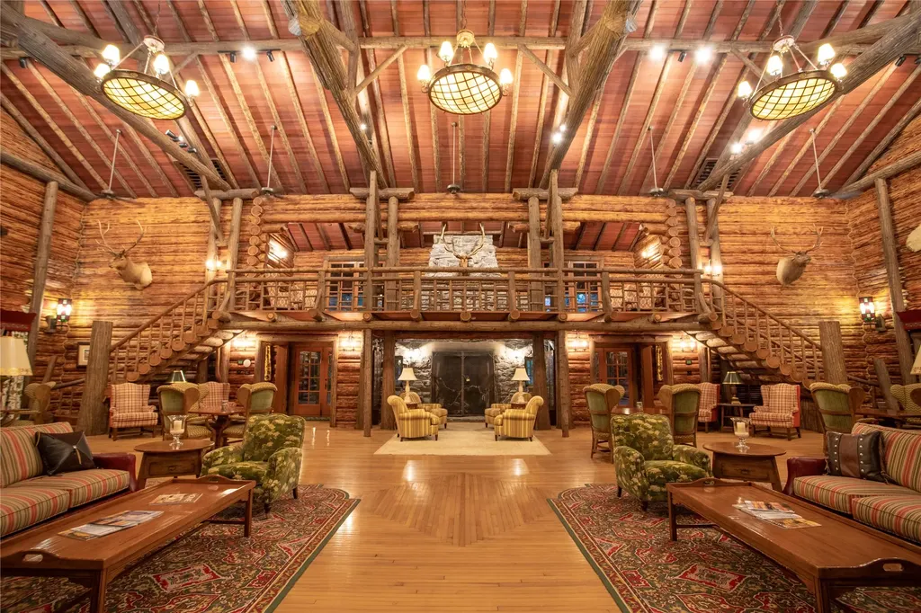 13544 River Run Loop Bigfork MT 59911