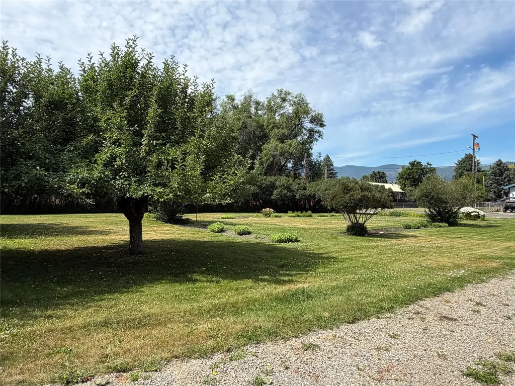 Nhn Clayton Street Plains MT 59859