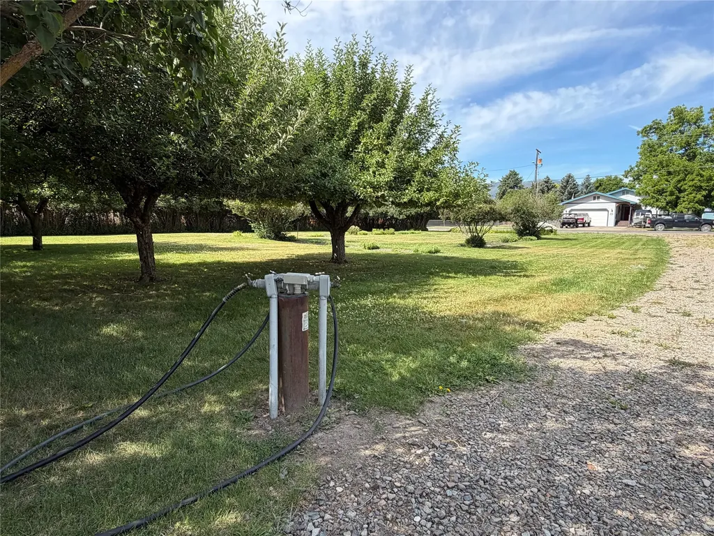 Nhn Clayton Street Plains MT 59859