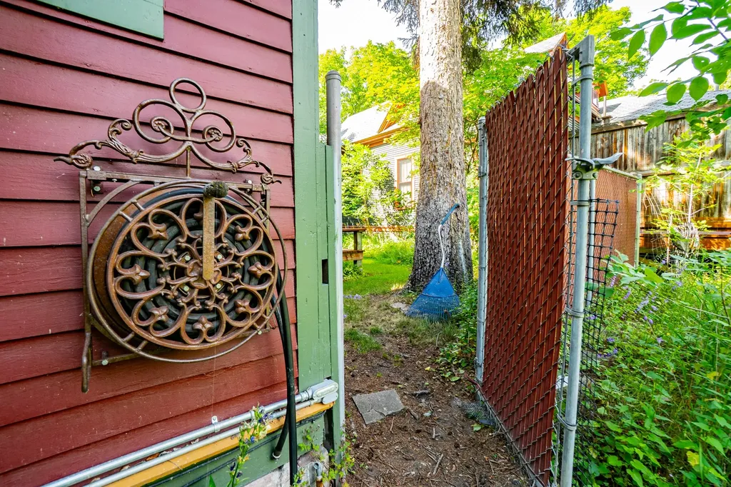 318 S 5th Street E Missoula MT 59801
