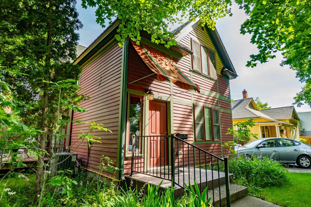 318 S 5th Street E Missoula MT 59801