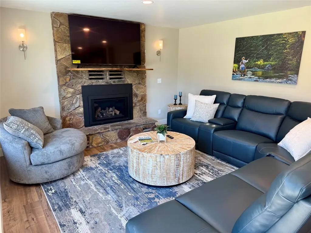 34212 Connolly Way Polson MT 59860