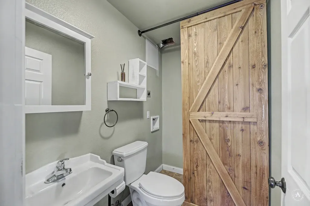 1125 Cap Road Helena MT 59602