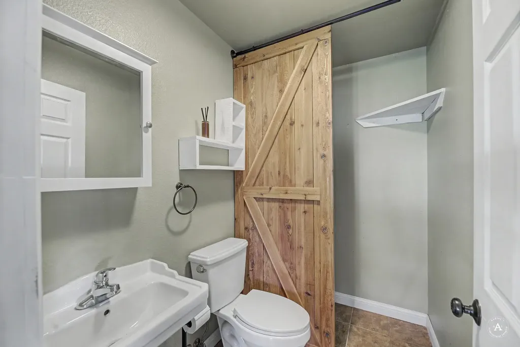 1125 Cap Road Helena MT 59602