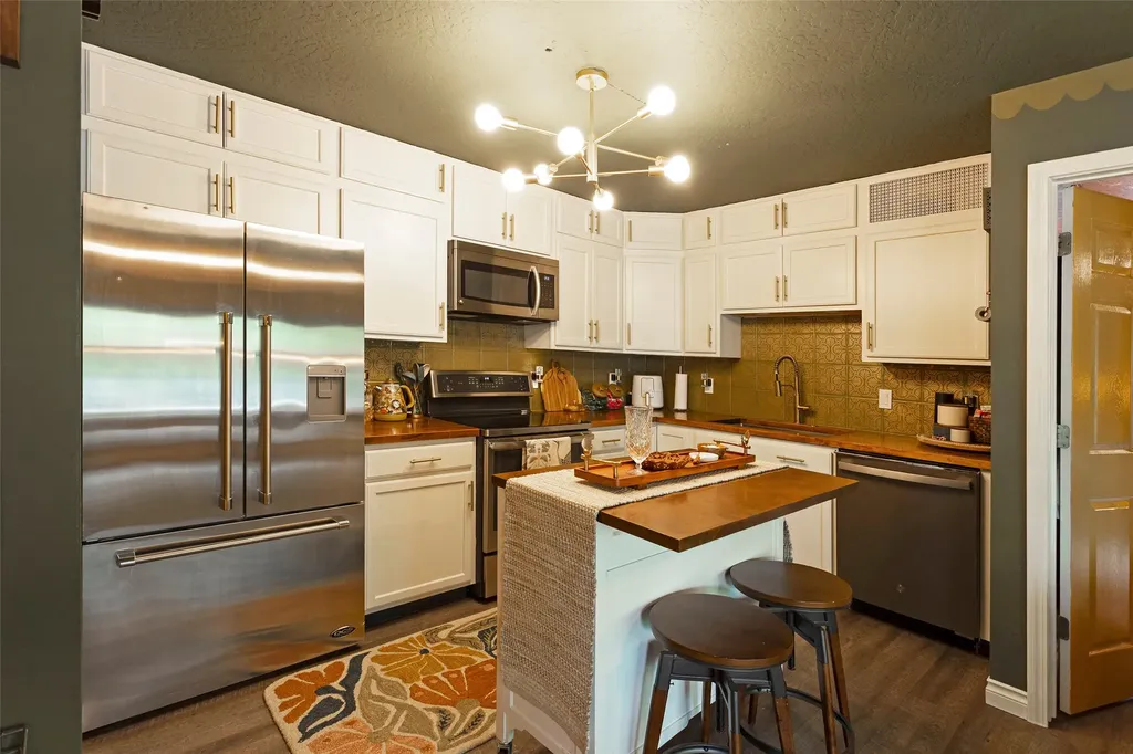 1421 Eaton Street Missoula MT 59801