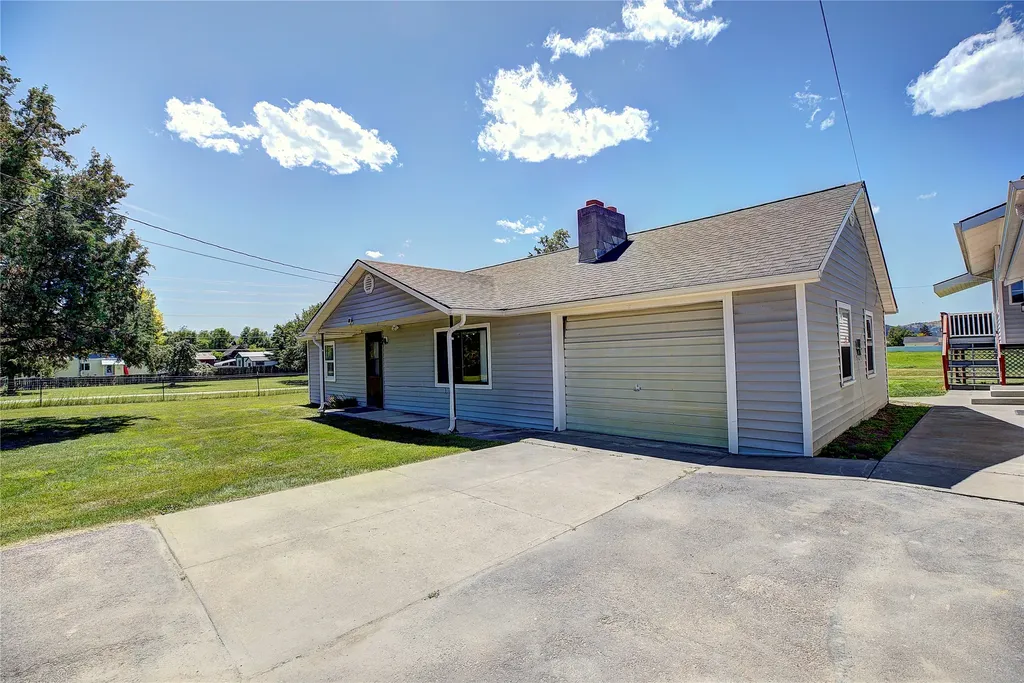 586 Willow Glen Drive Kalispell MT 59901