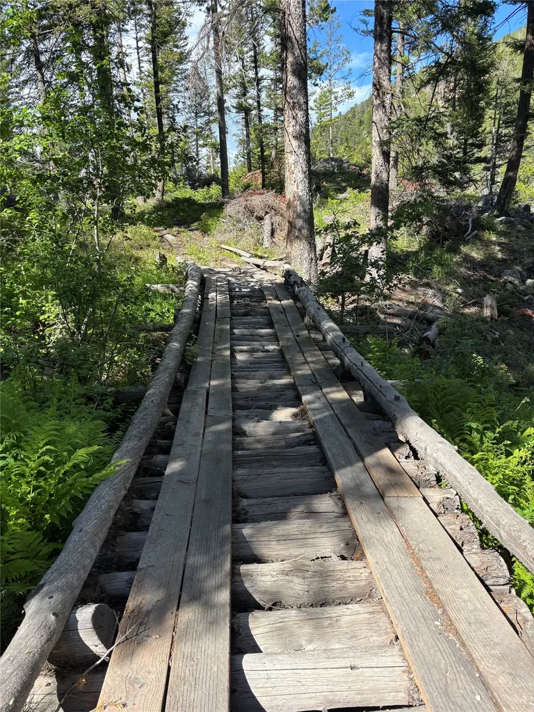3925 Rimini Road Helena MT 59601