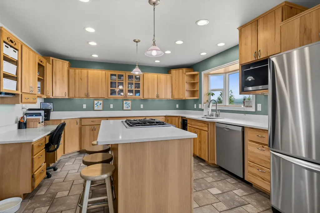 6875 Scratchgravel Drive Helena MT 59602