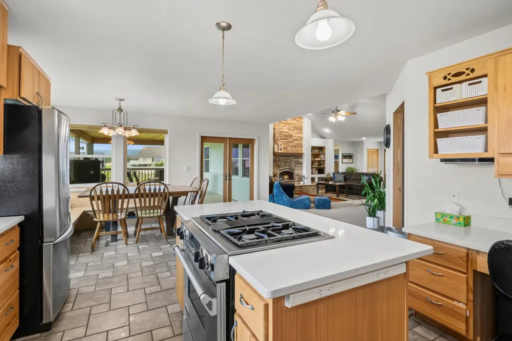 6875 Scratchgravel Drive Helena MT 59602