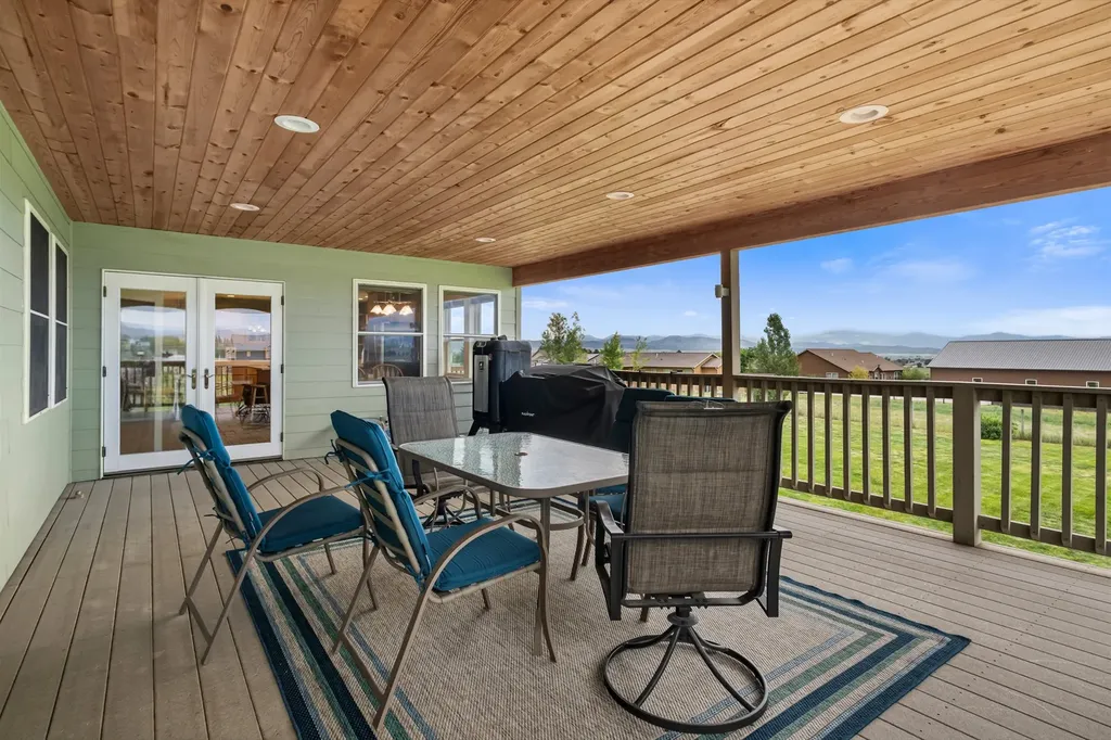 6875 Scratchgravel Drive Helena MT 59602