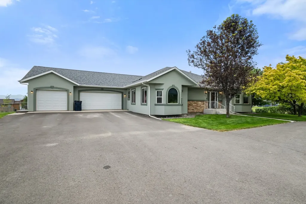 6875 Scratchgravel Drive Helena MT 59602