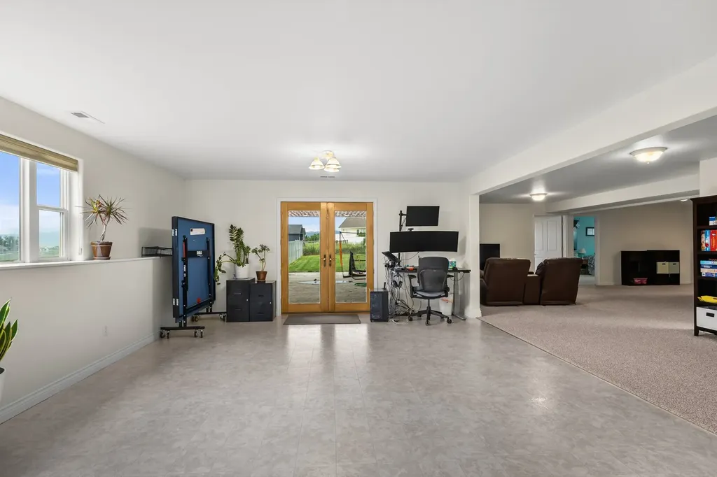 6875 Scratchgravel Drive Helena MT 59602