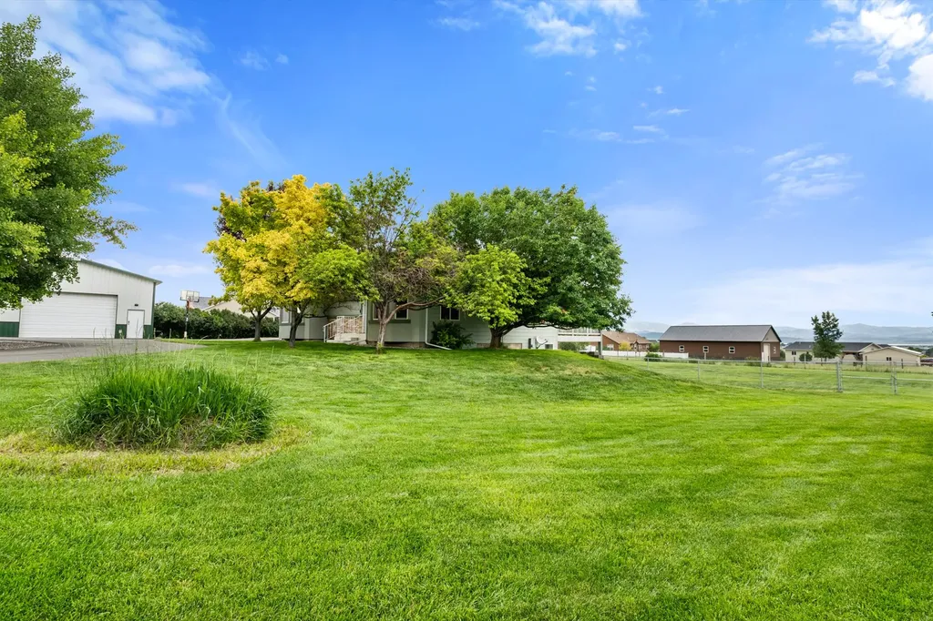 6875 Scratchgravel Drive Helena MT 59602