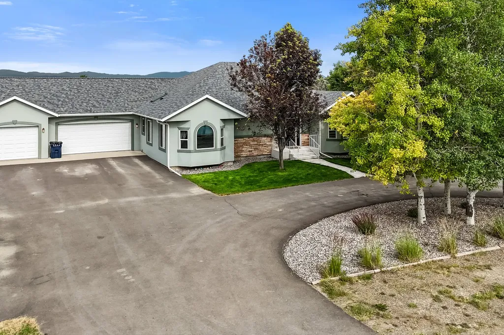 6875 Scratchgravel Drive Helena MT 59602