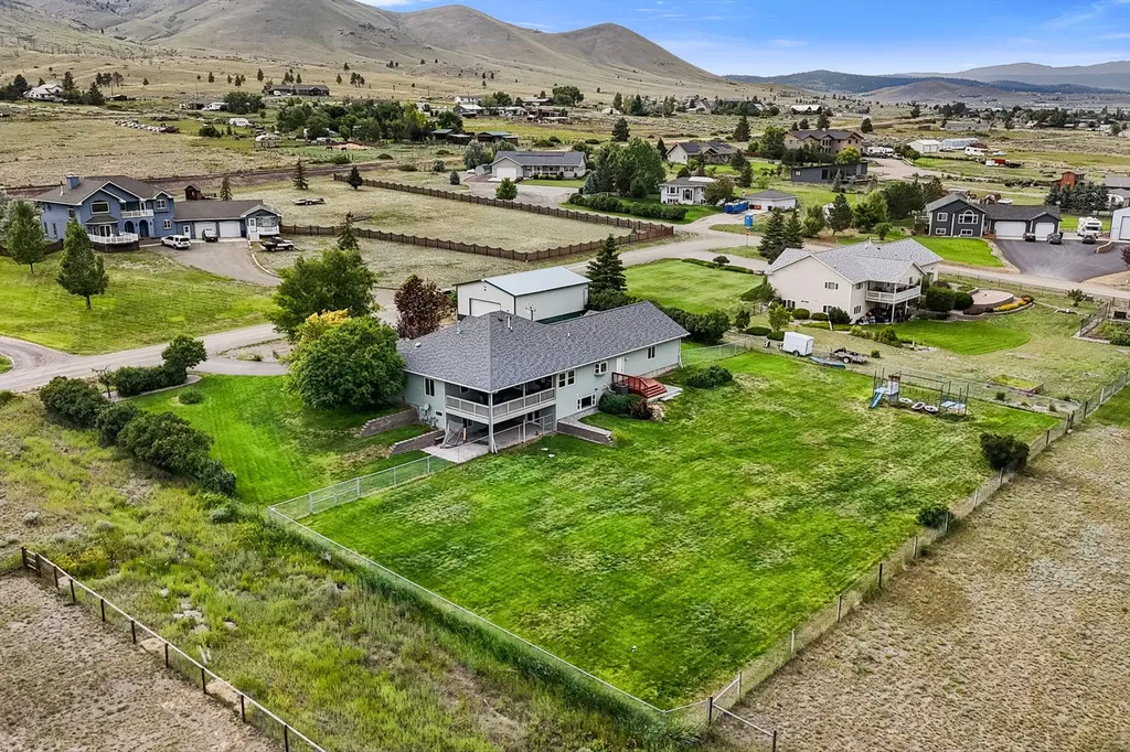 6875 Scratchgravel Drive Helena MT 59602