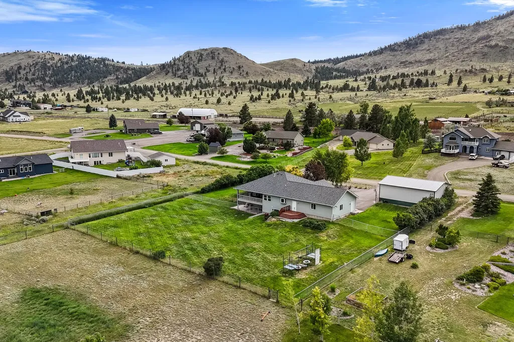 6875 Scratchgravel Drive Helena MT 59602