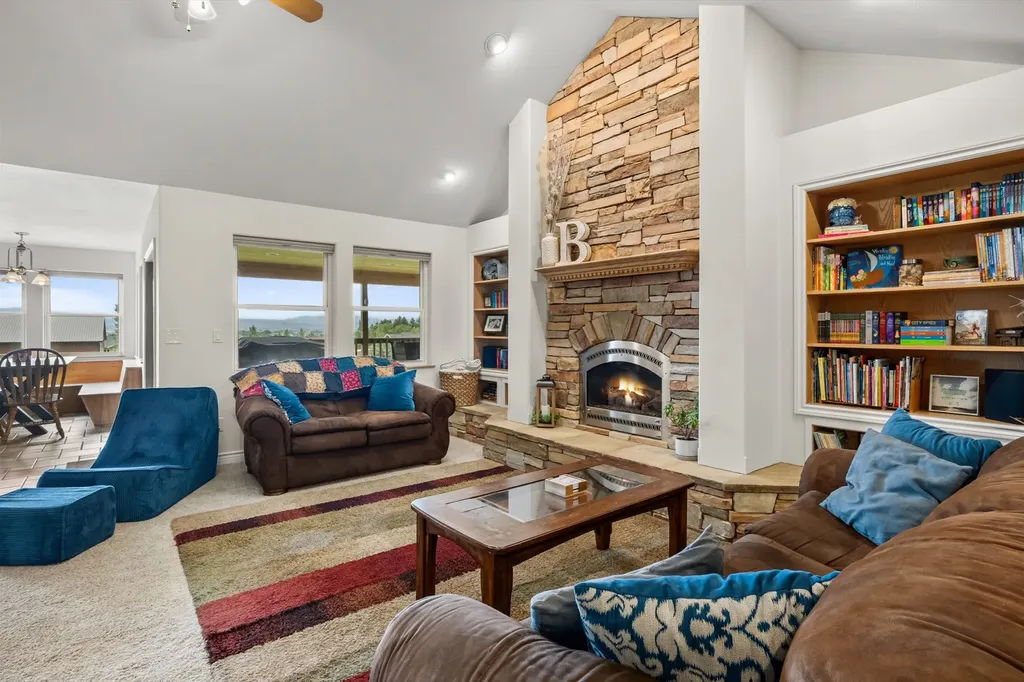 6875 Scratchgravel Drive Helena MT 59602