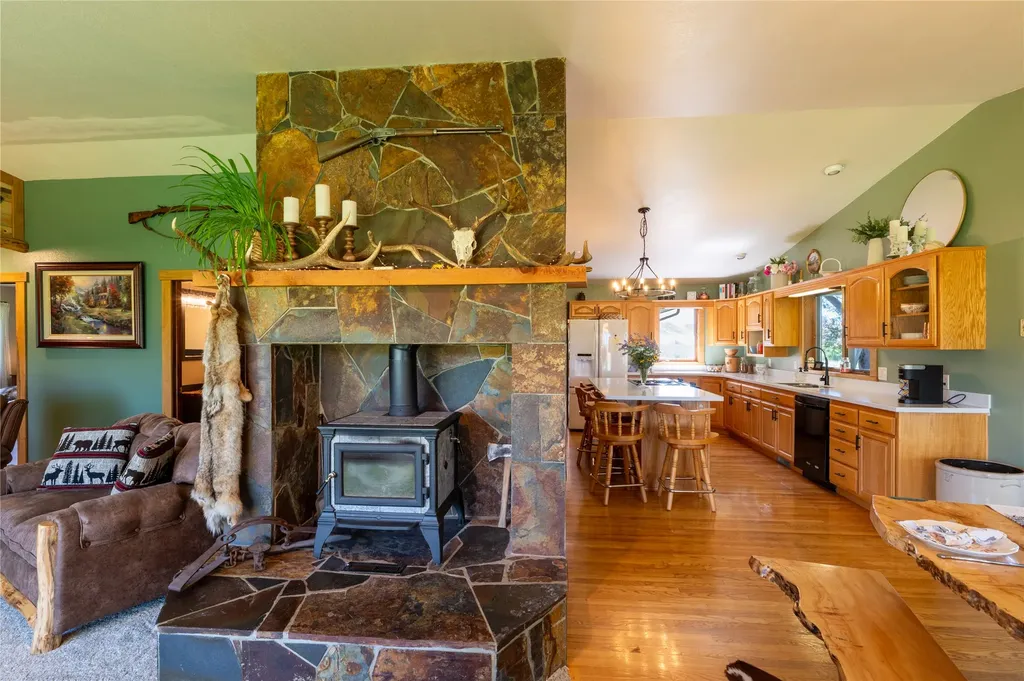 175 Lower Lynch Creek Road Plains MT 59859