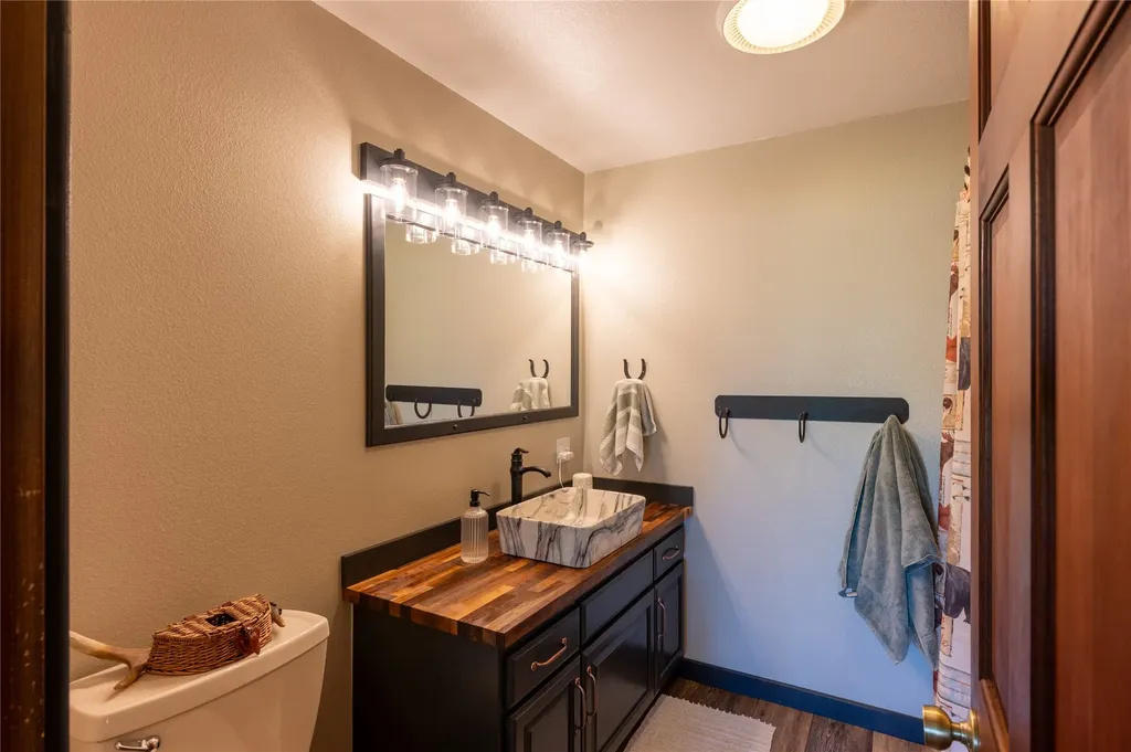 175 Lower Lynch Creek Road Plains MT 59859