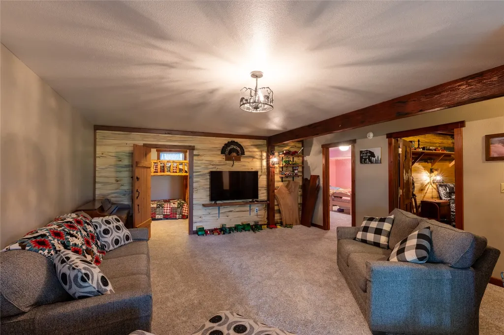 175 Lower Lynch Creek Road Plains MT 59859