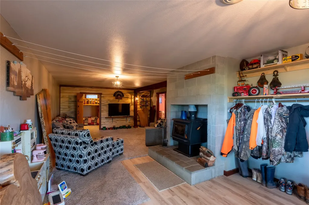 175 Lower Lynch Creek Road Plains MT 59859