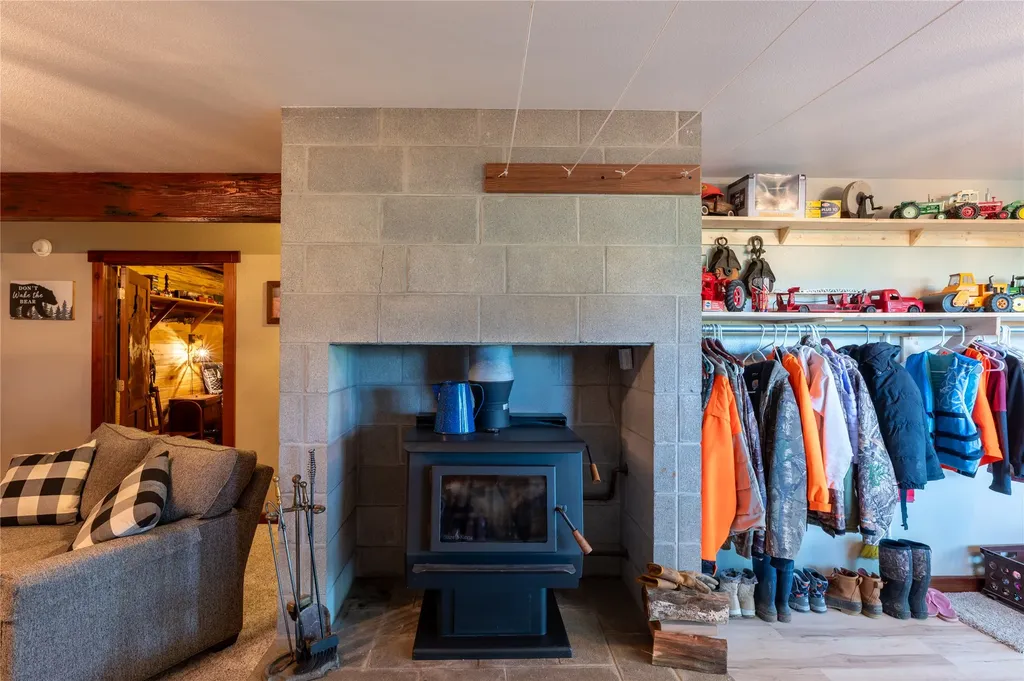 175 Lower Lynch Creek Road Plains MT 59859
