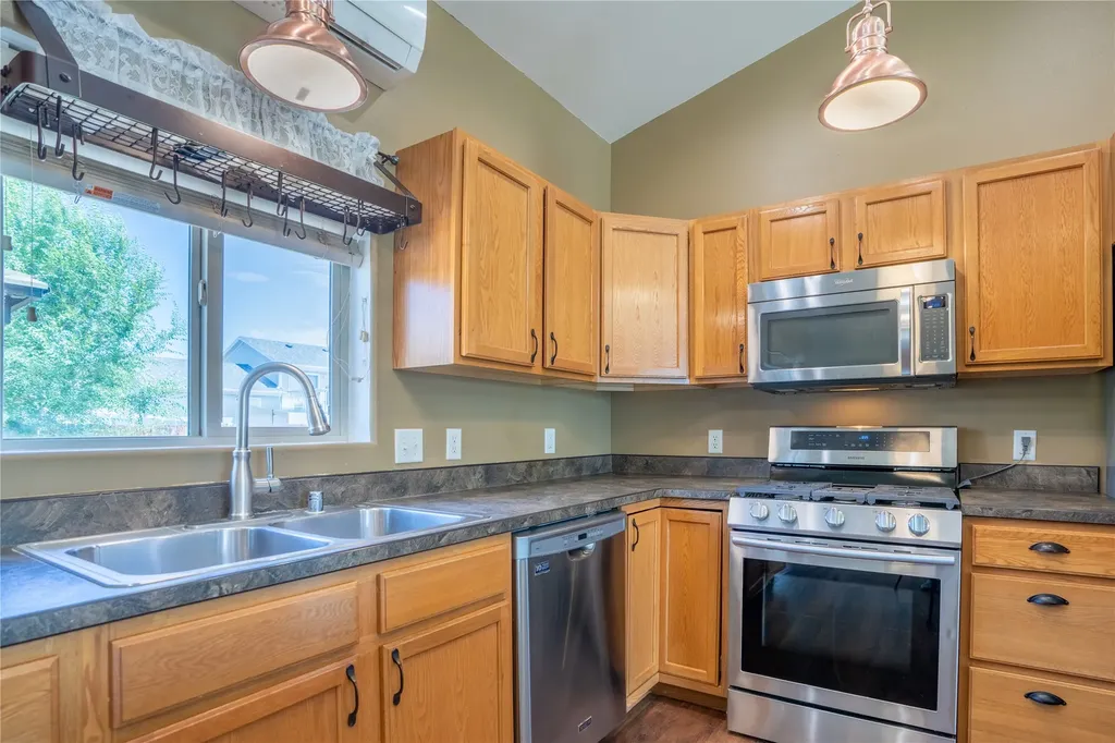1055 Cardinal Loop Helena MT 59602