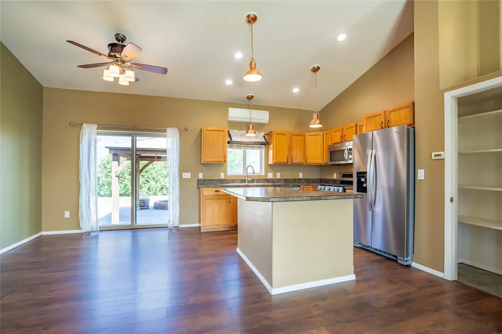 1055 Cardinal Loop Helena MT 59602
