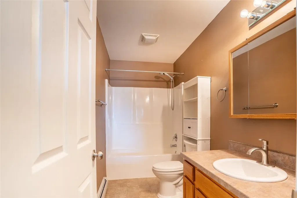 1055 Cardinal Loop Helena MT 59602