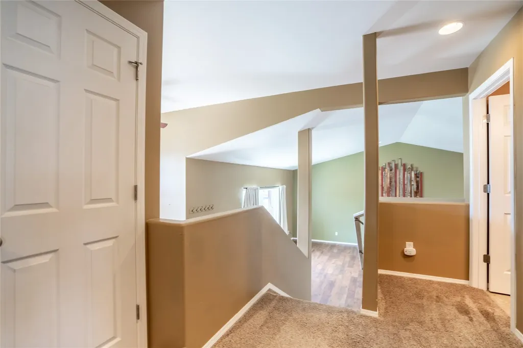 1055 Cardinal Loop Helena MT 59602