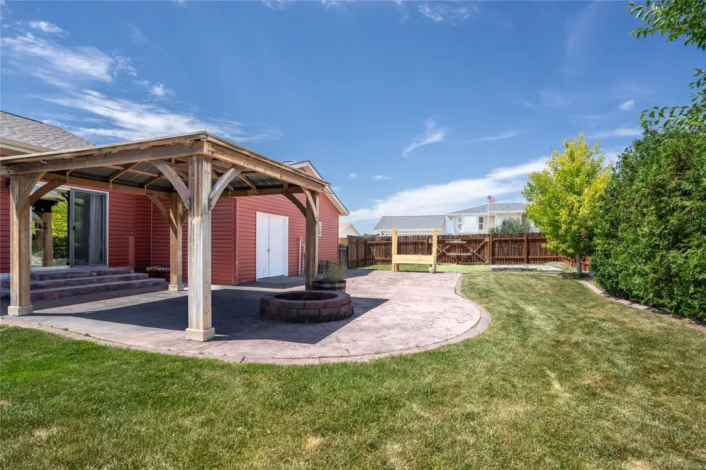 1055 Cardinal Loop Helena MT 59602