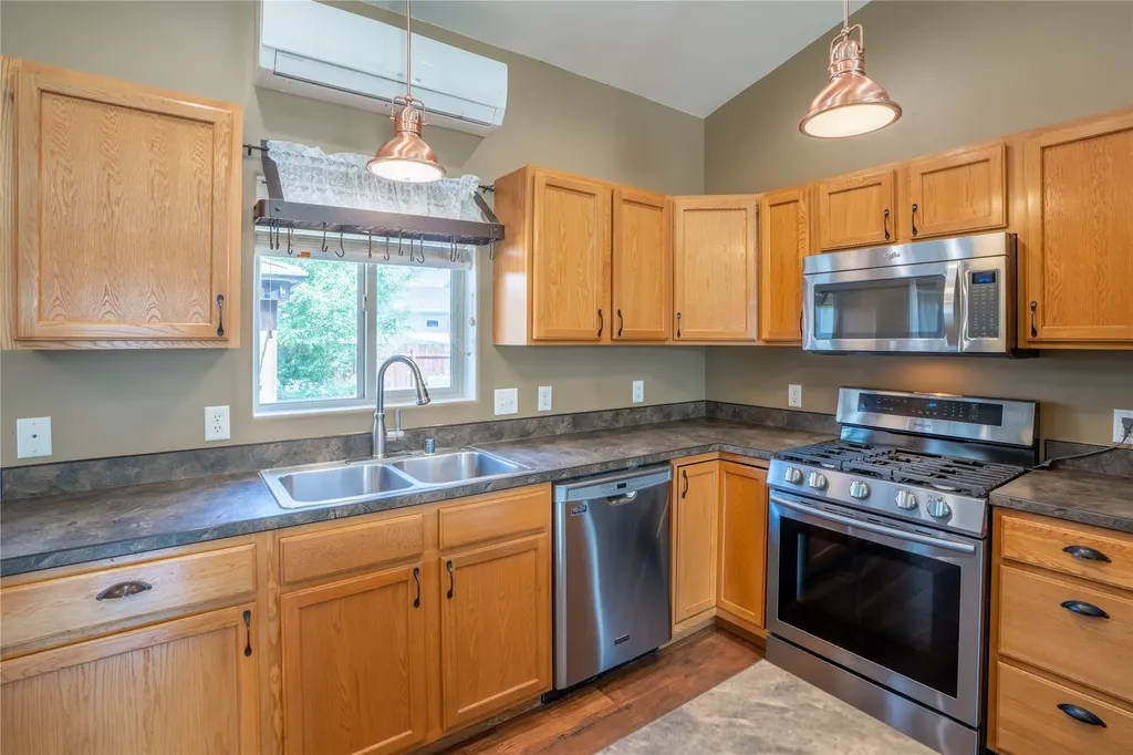 1055 Cardinal Loop Helena MT 59602