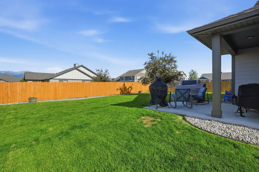 1704 Shelby Avenue Belgrade MT 59714