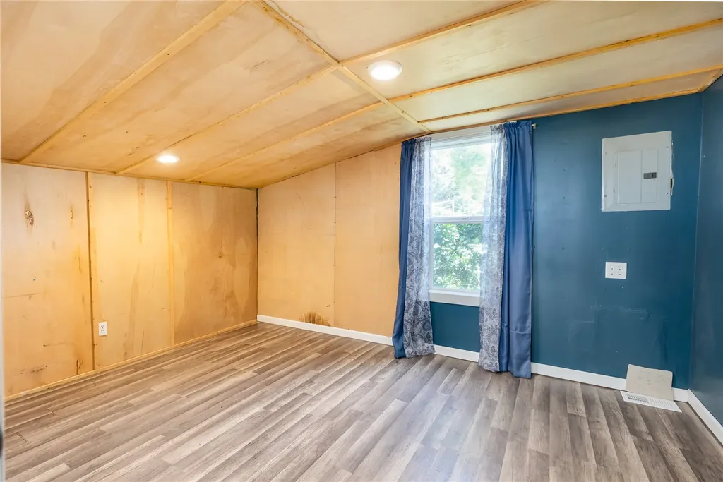 25 Luxor Lane Sand Coulee MT 59472