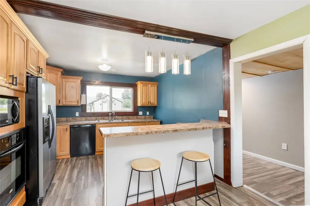 25 Luxor Lane Sand Coulee MT 59472