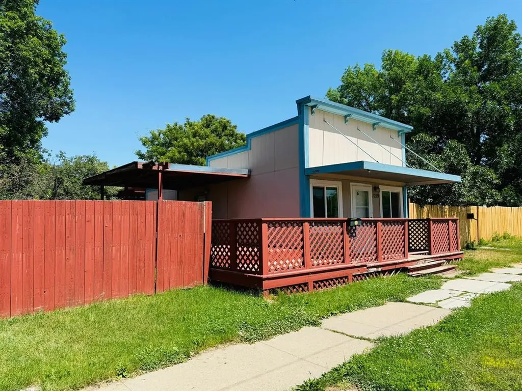 1217/1219 6th Avenue S Great Falls MT 59401