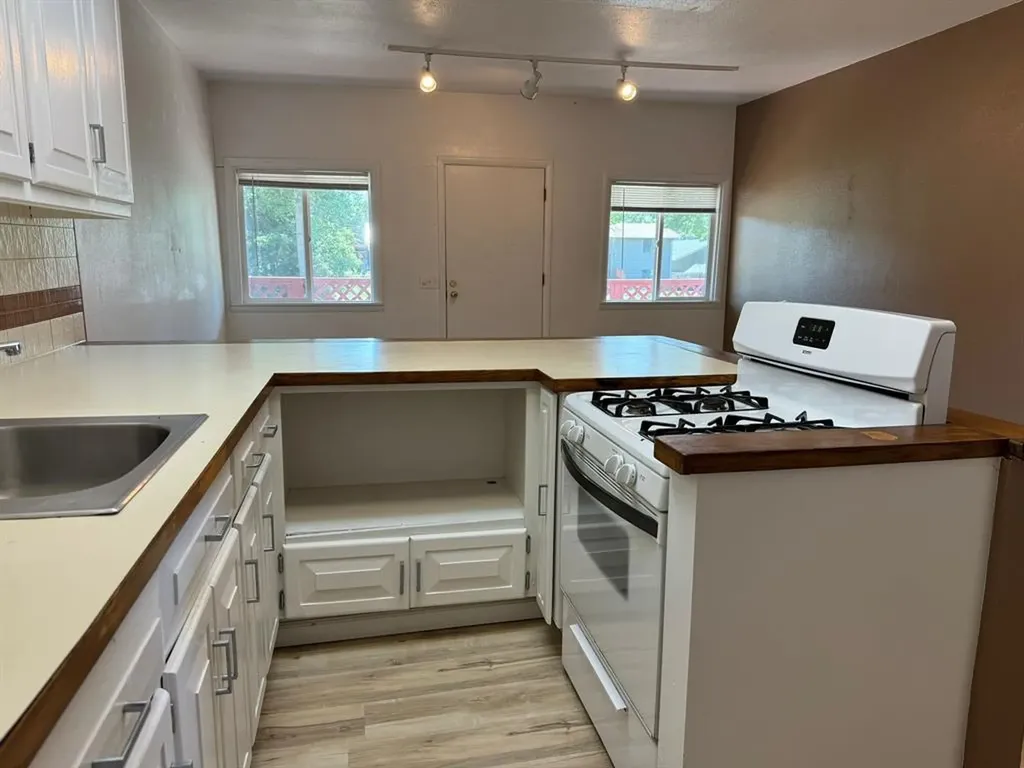 1217/1219 6th Avenue S Great Falls MT 59401