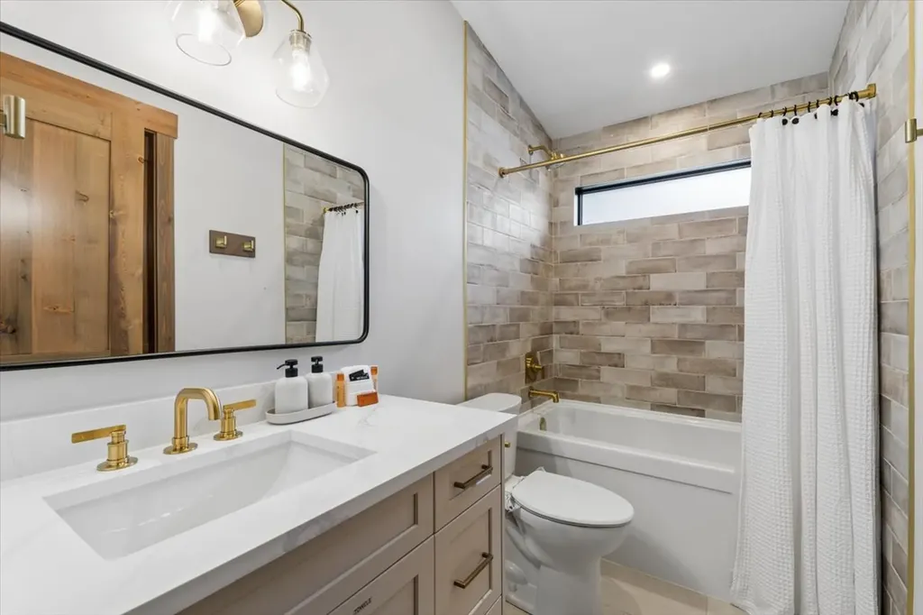 40 Crooked Stick Way Eureka MT 59917