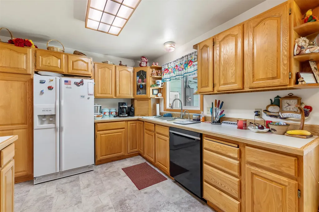 110 Vista Drive Dillon MT 59725