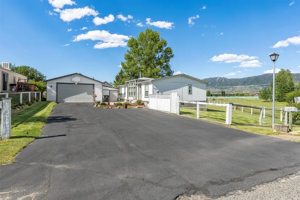 1447 Sunrise Lane Butte MT 59701